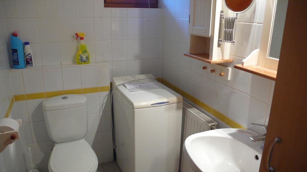 Nyarido Apartman Apartment อัลโชเอิร์ช ภายนอก รูปภาพ